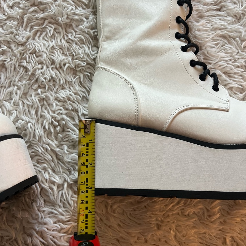 Demonia Trashville White Leather Boot - Picture 11 of 15